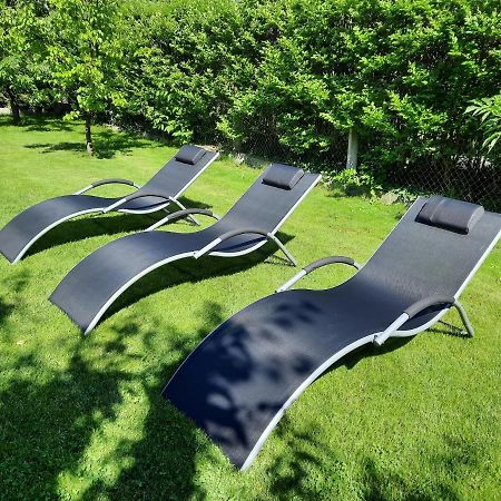 Sunny Garden Pihenohaz Villa ชิโอฟก ภายนอก รูปภาพ