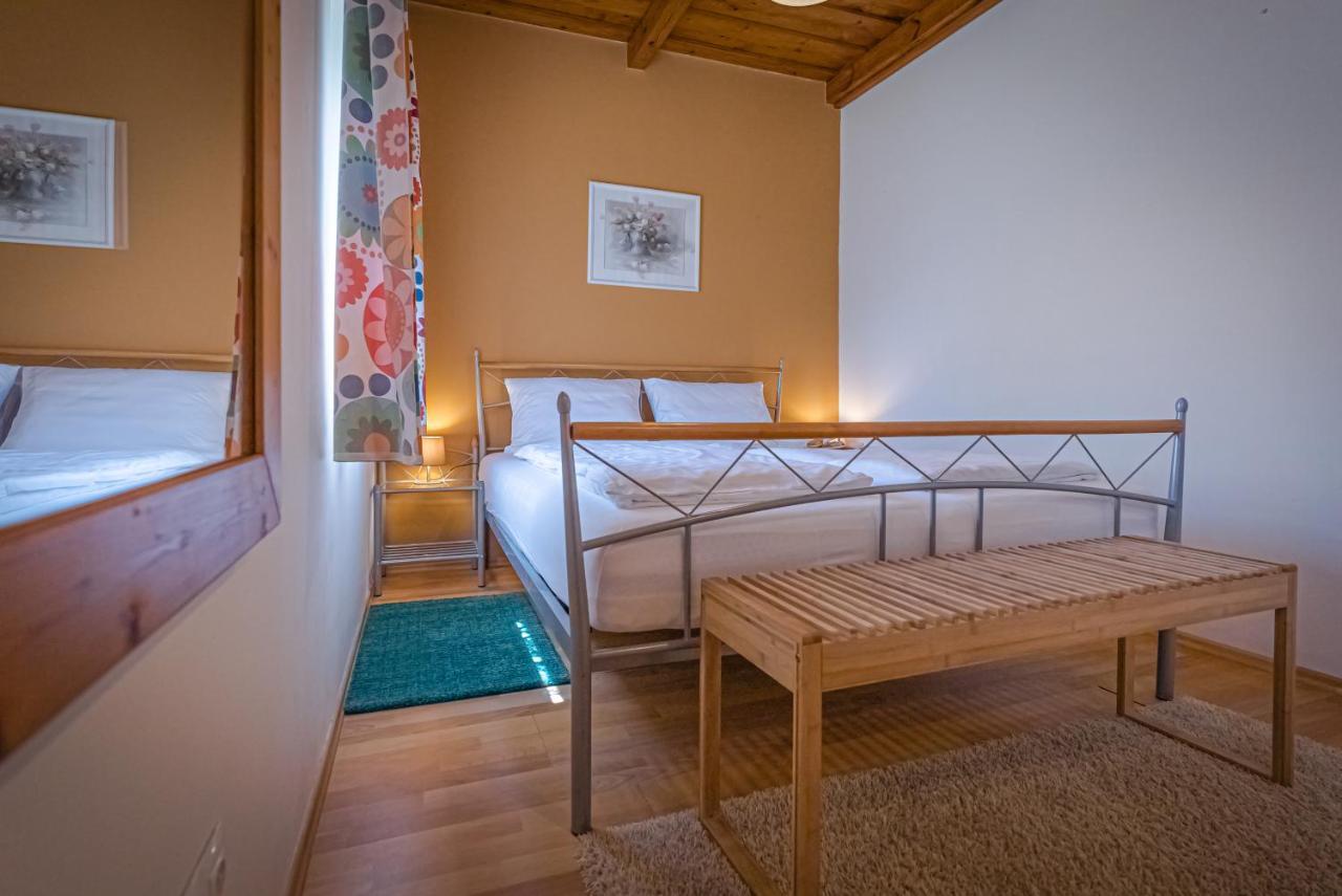 Sunny Garden Pihenohaz Villa ชิโอฟก ภายนอก รูปภาพ